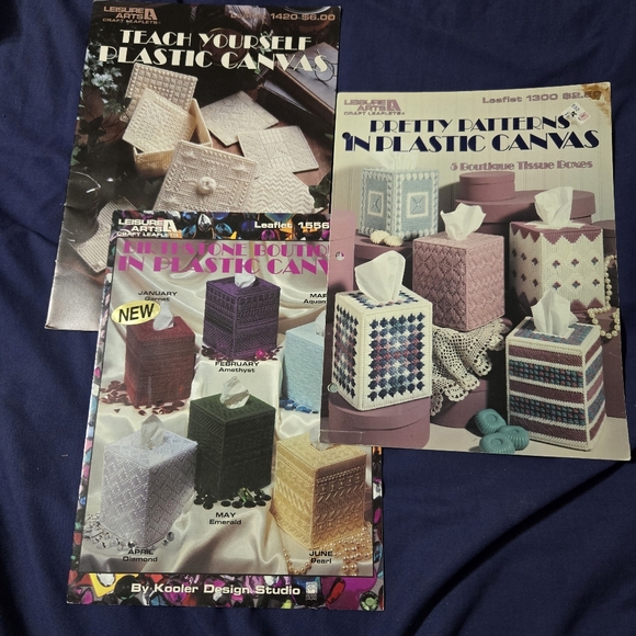 Teach Yourself Plastic Canva Craft Leaflet Tissue Covers And Coaster Vintage 90s - Picture 1 of 4